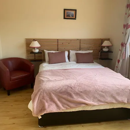 فندق مبيت وإفطار Brownes Emlagh East
